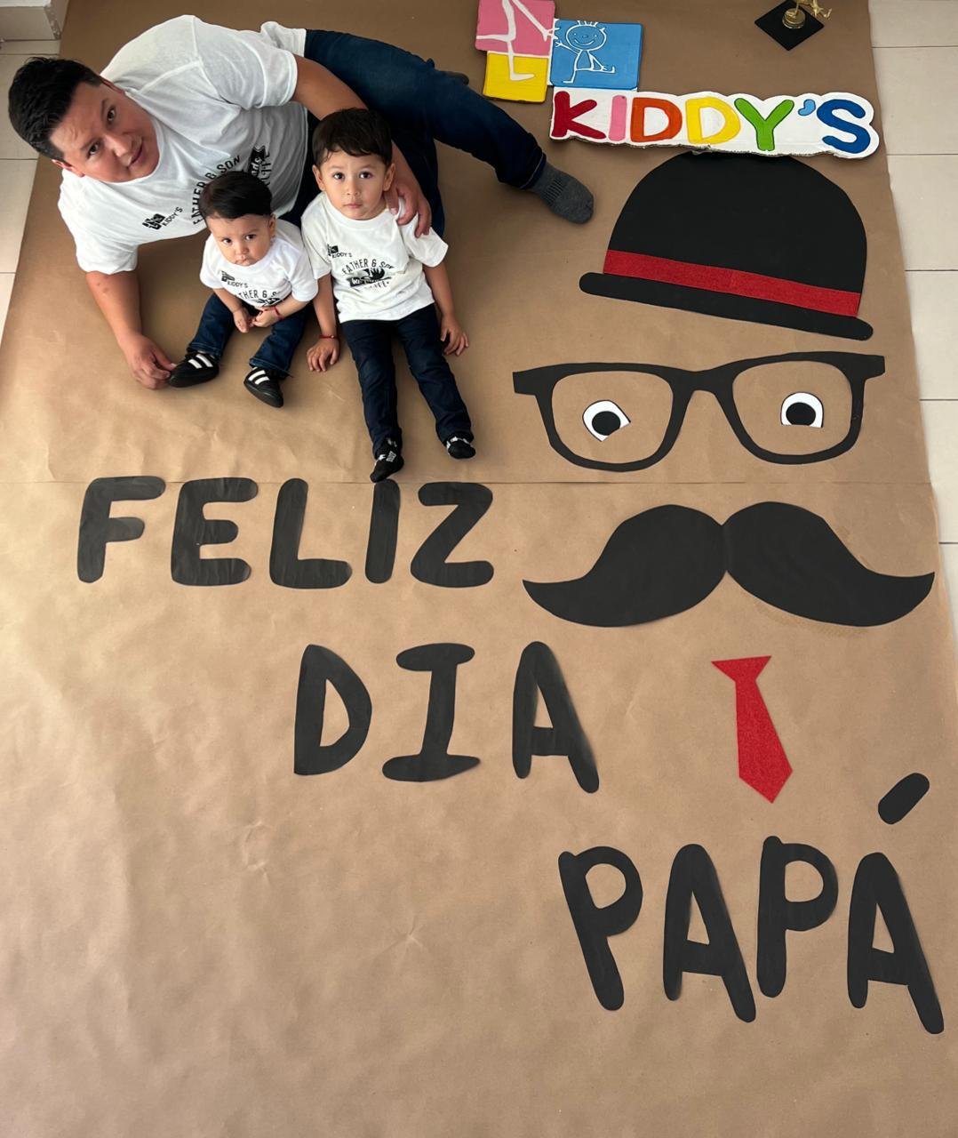 Celebración del Día del Papá en KIDDY'S
